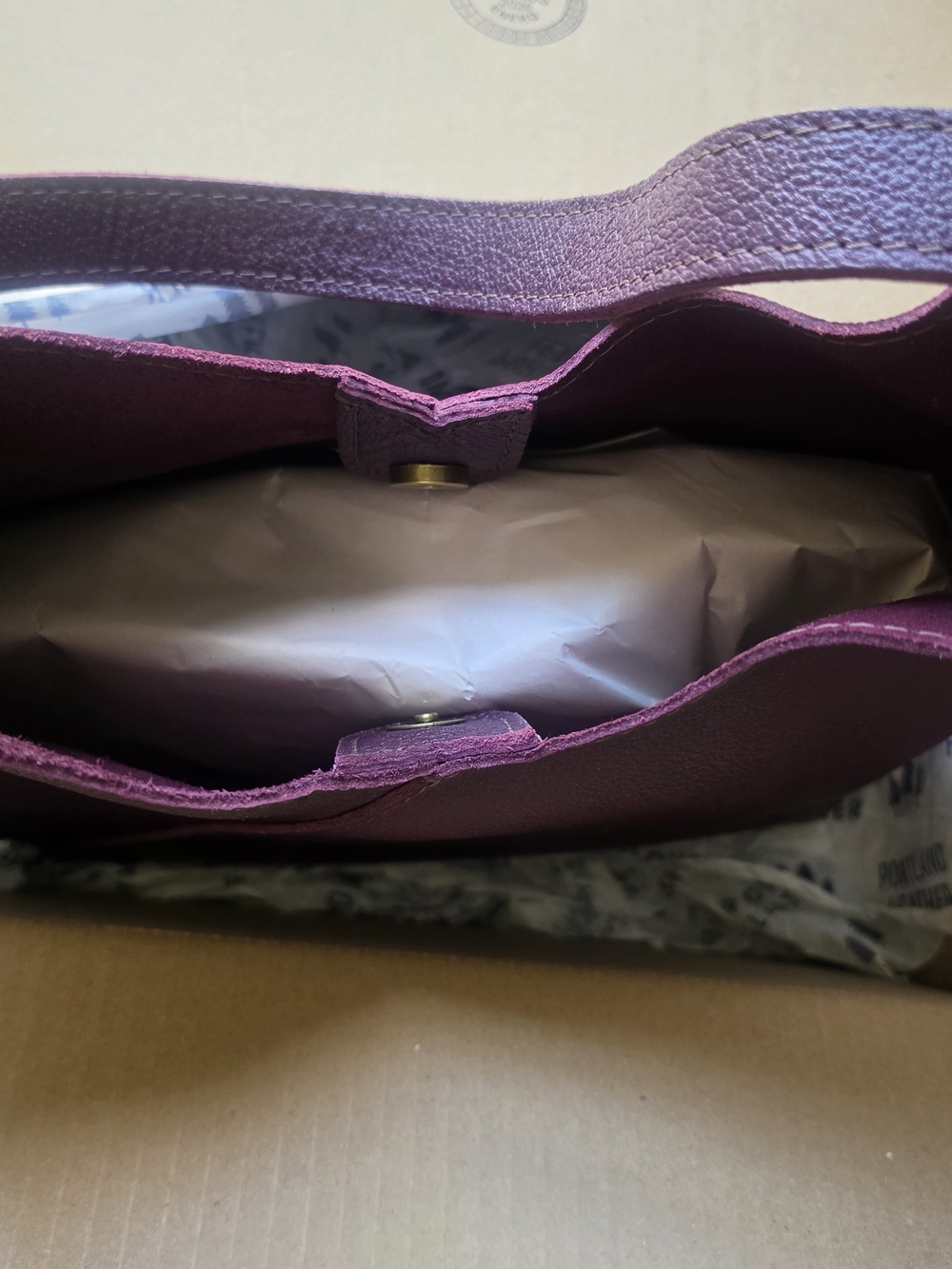 Purple Leather Shoulder Bag - Picture 4 of 5